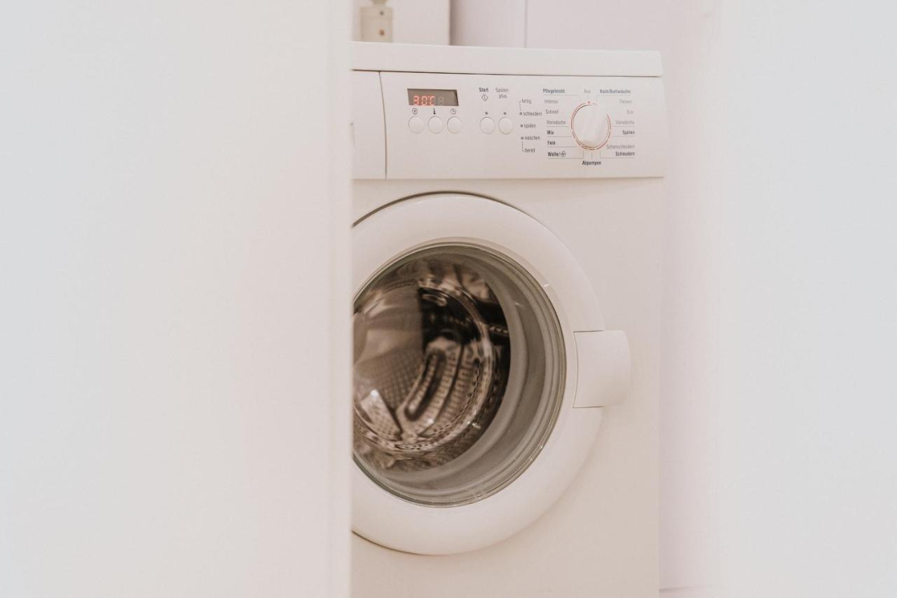 Ferienwohnung Am Weinberg Boetzingen Екстериор снимка