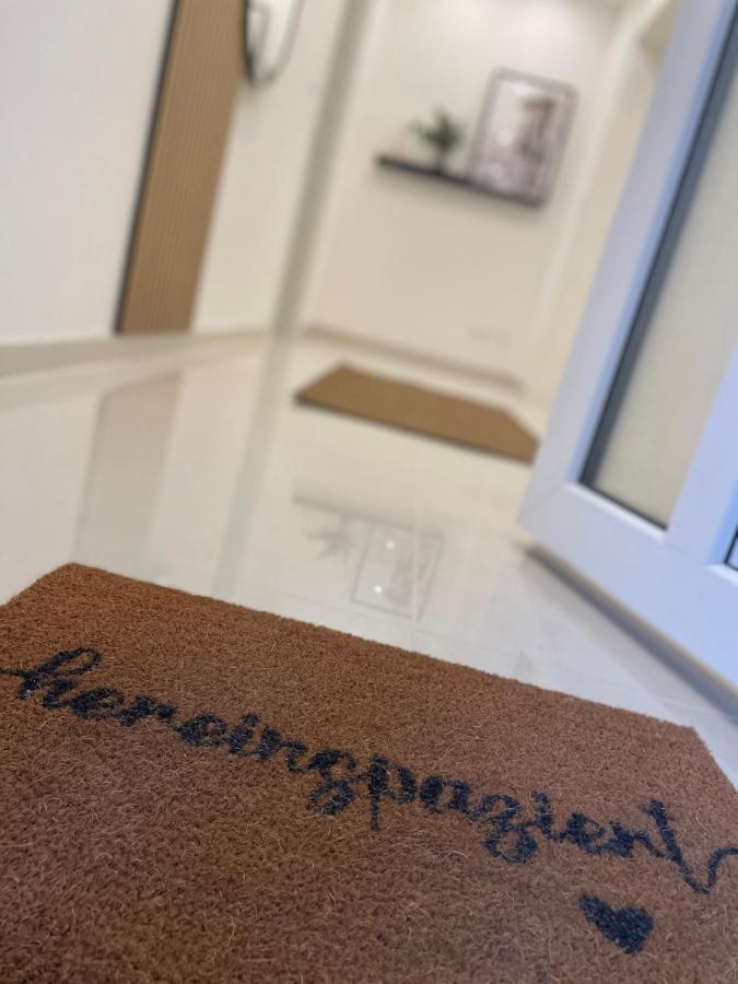 Ferienwohnung Am Weinberg Boetzingen Екстериор снимка