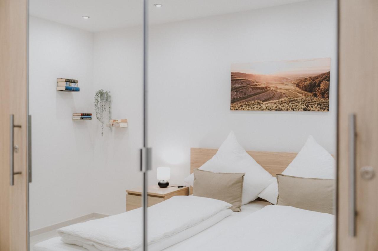 Ferienwohnung Am Weinberg Boetzingen Екстериор снимка